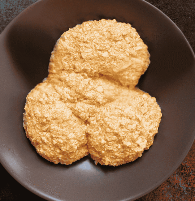 Urnebes (Serbian Spicy Cheese Spread)