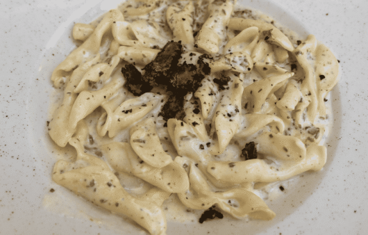 Fuži sa Tartufima (Pasta with Truffles)