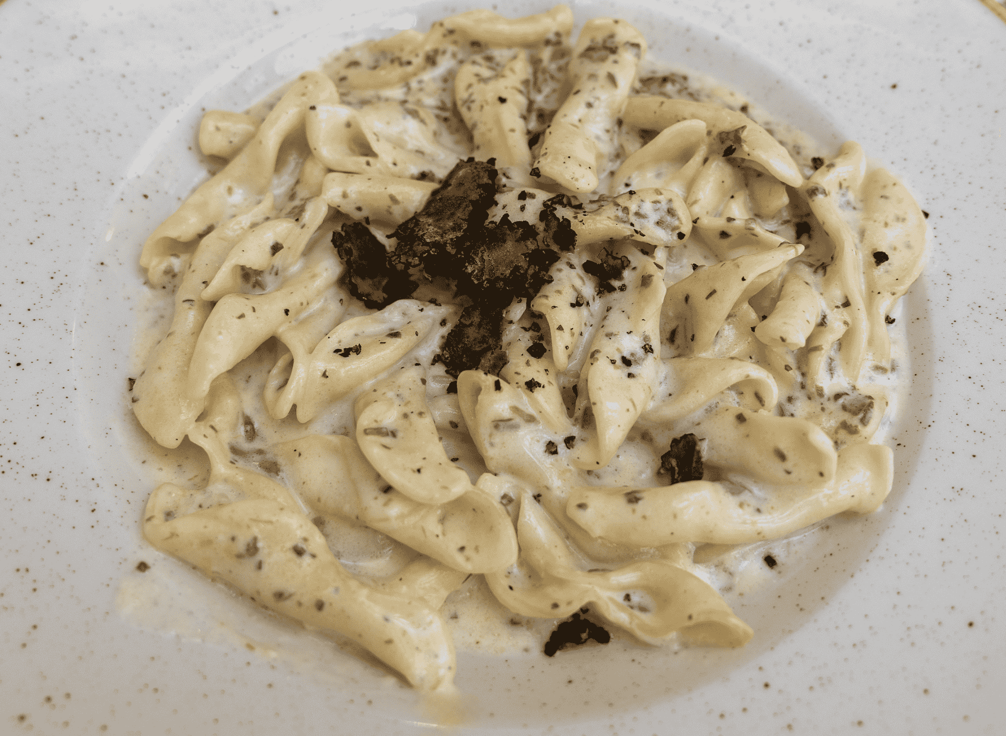 Fuži sa Tartufima (Pasta with Truffles)