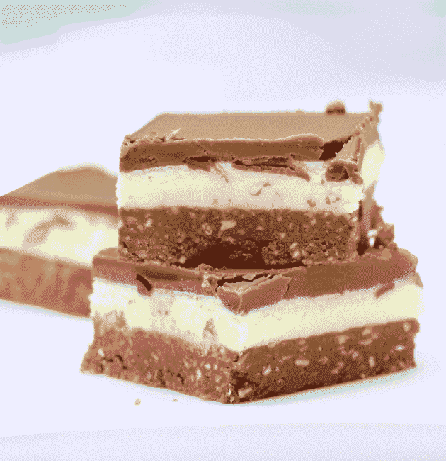Nanaimo Bars (No-Bake Layered Dessert)
