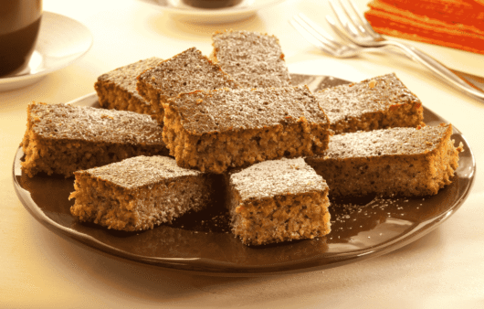 Parkin (Sticky Ginger Cake)