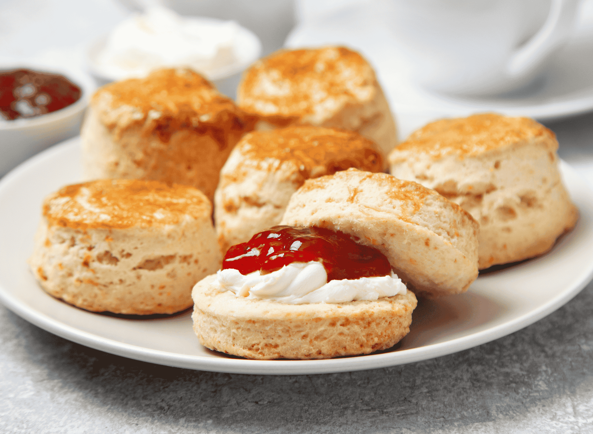 Scones (Crumbly Cream Cakes)