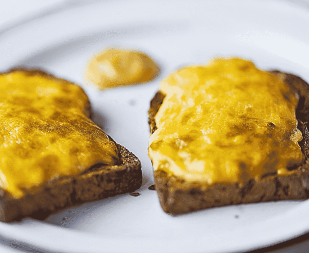 Welsh Rarebit (Savoury Cheese Toast)