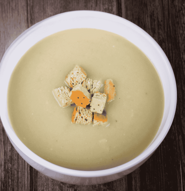 Leek and Potato Soup (Creamy Vegetable Soup)