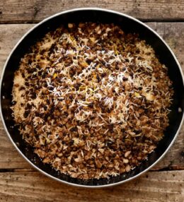 Adas Polo (Lentil Rice with Raisins)