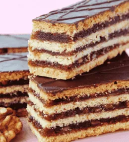 Zserbó Szelet (Layered Walnut Pastry)