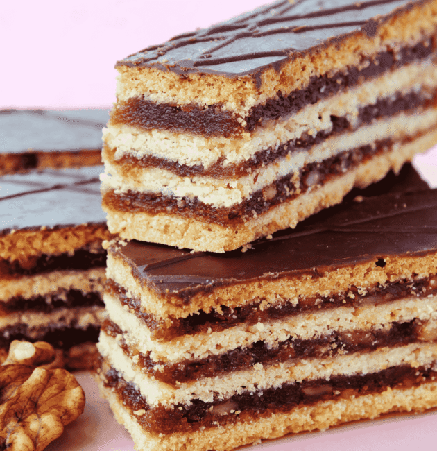Zserbó Szelet (Layered Walnut Pastry)