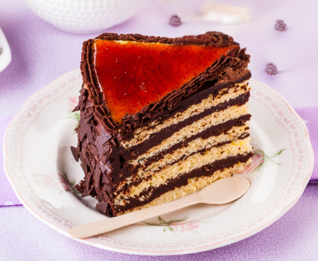 Dobos Torta (Layered Sponge Cake)
