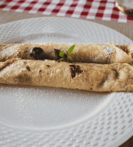 Palacsinta (Hungarian Crepes)