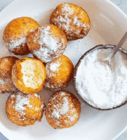 Túrógombóc (Cheese Dumplings)