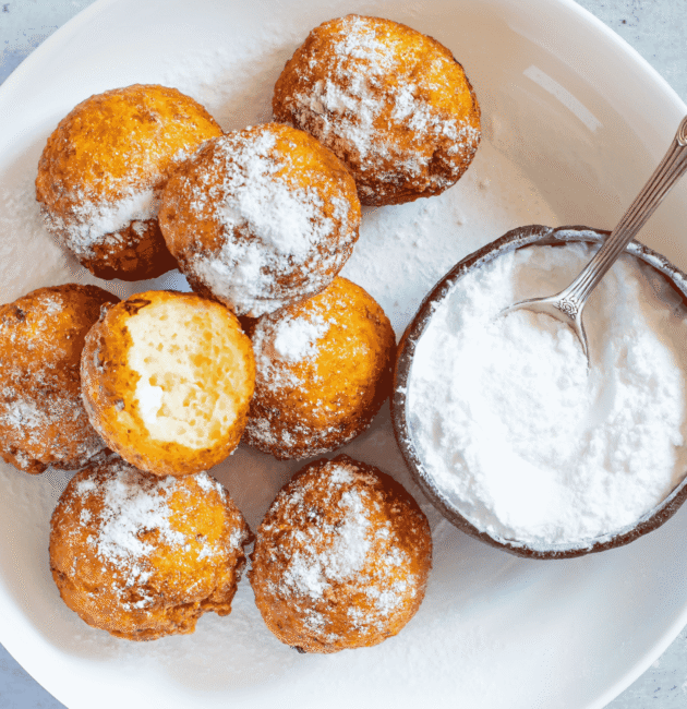 Túrógombóc (Cheese Dumplings)